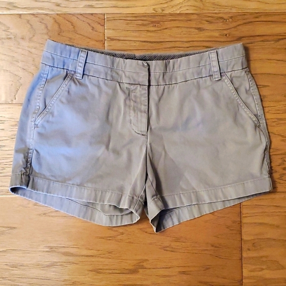 J. Crew Pants - J. Crew 4" Chino Shorts Size 6 Grey 100% Cotton Women